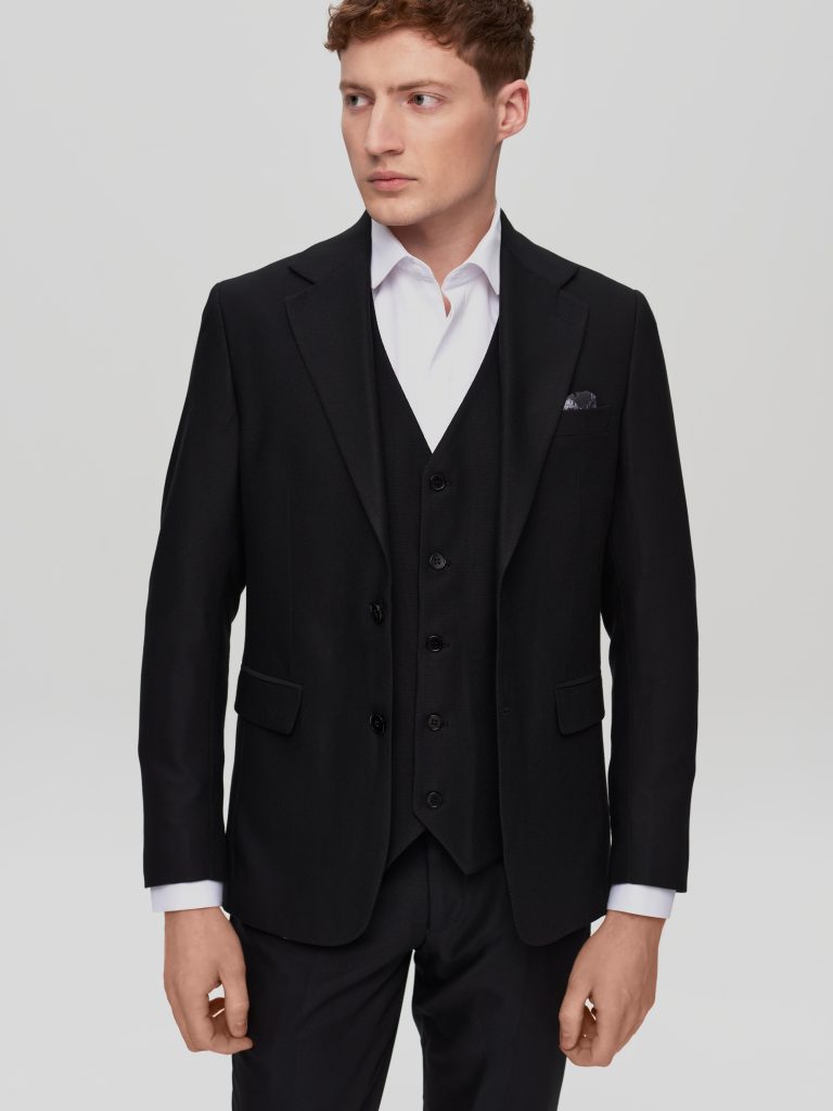 Чоловічий костюм чорний зі структурної тканини