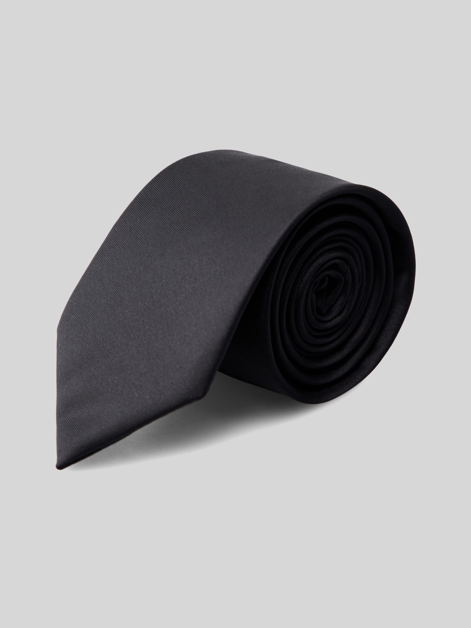 Краватка чорна