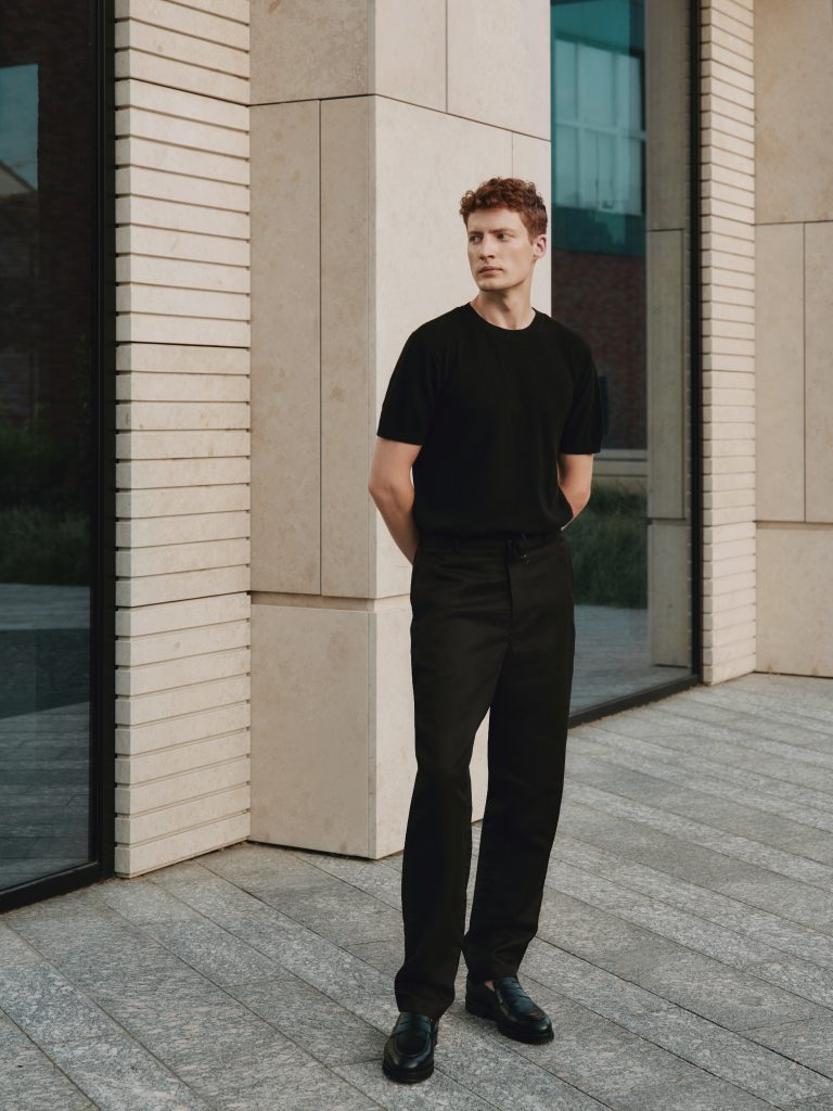 Лляні чорні брюки, широкого крою