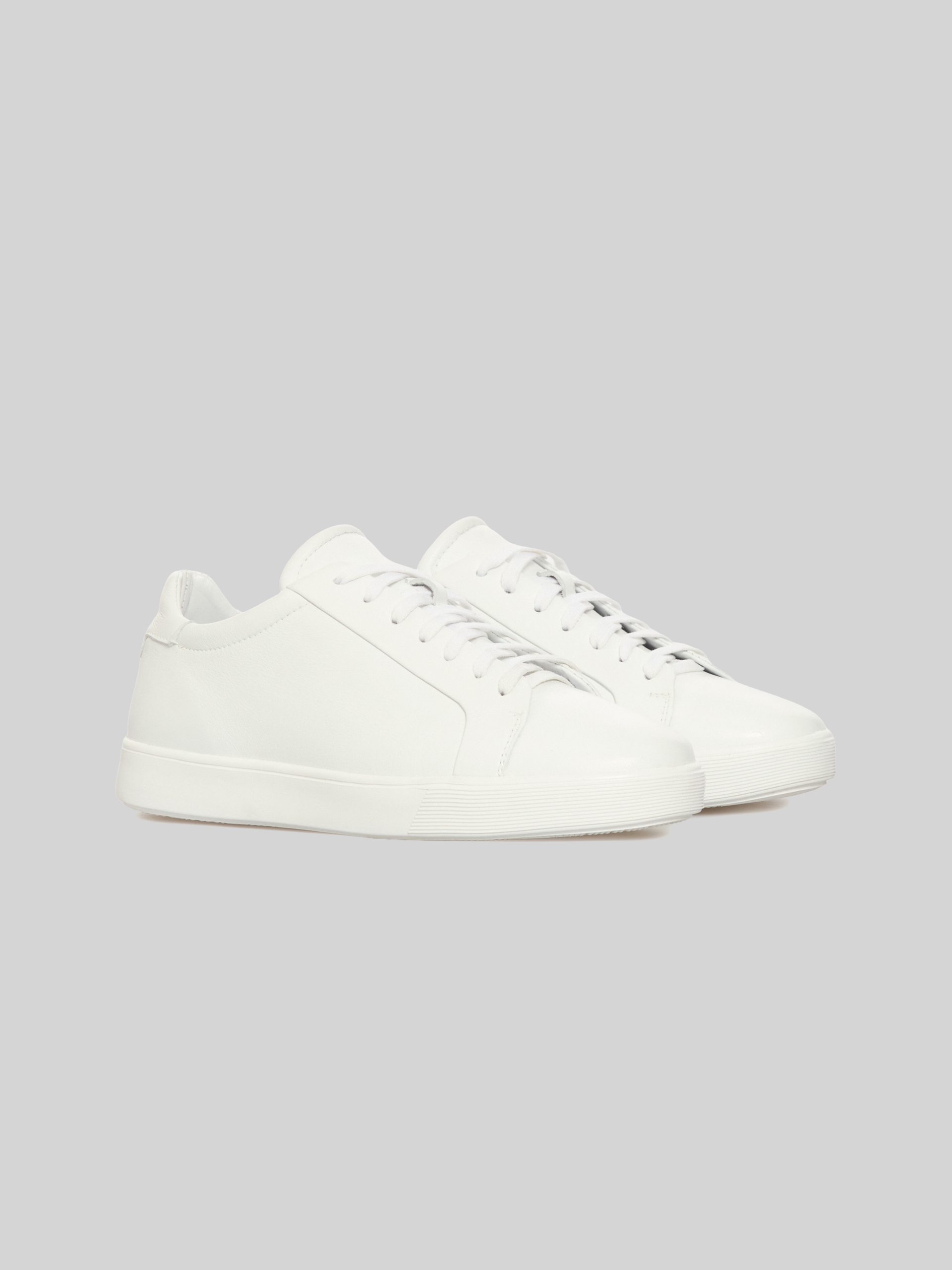 Білі базові кеди