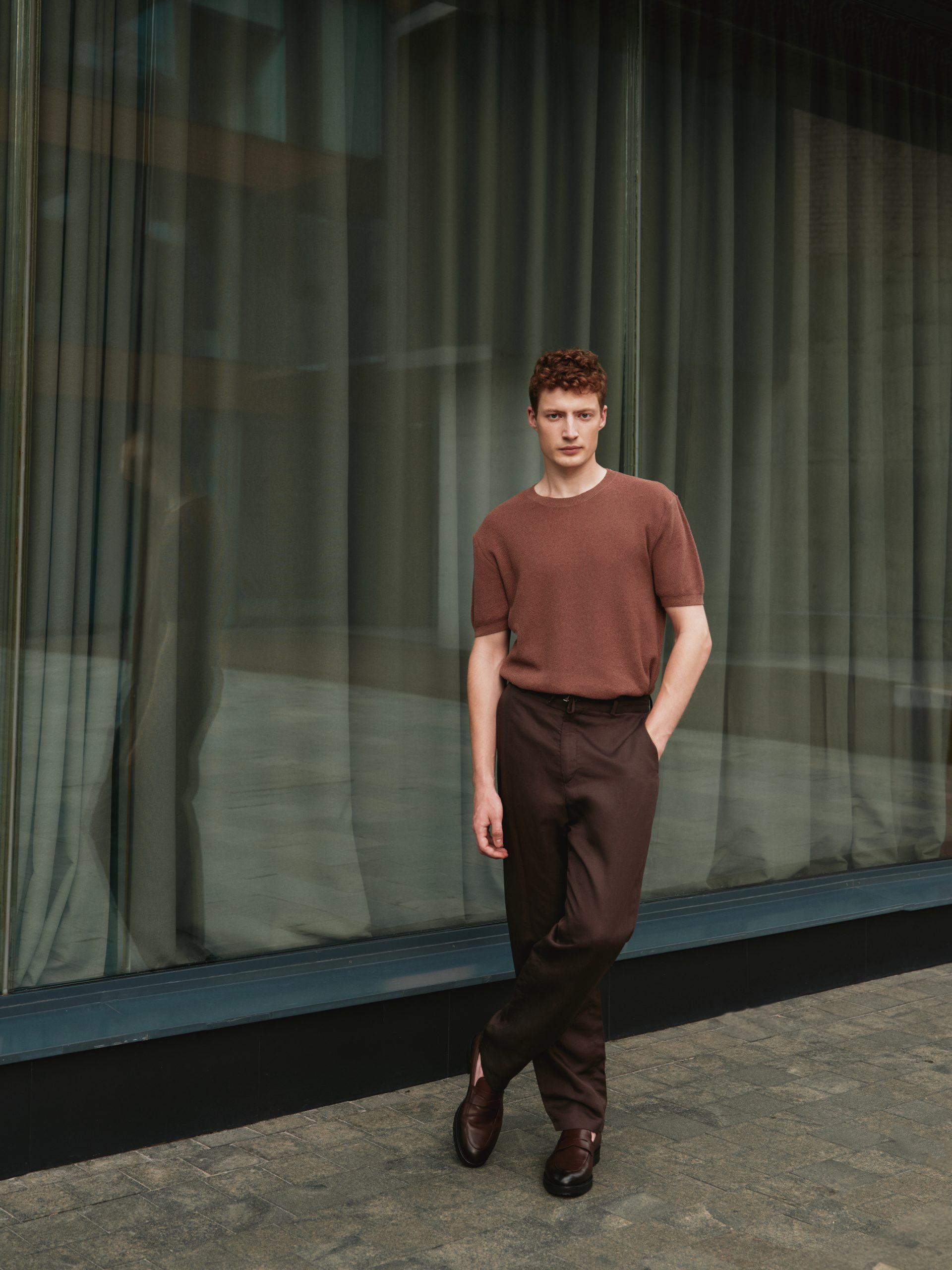 Лляні коричневі брюки, широкого крою